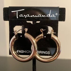 Taramanda Gold-Tone Hoop Earrings
